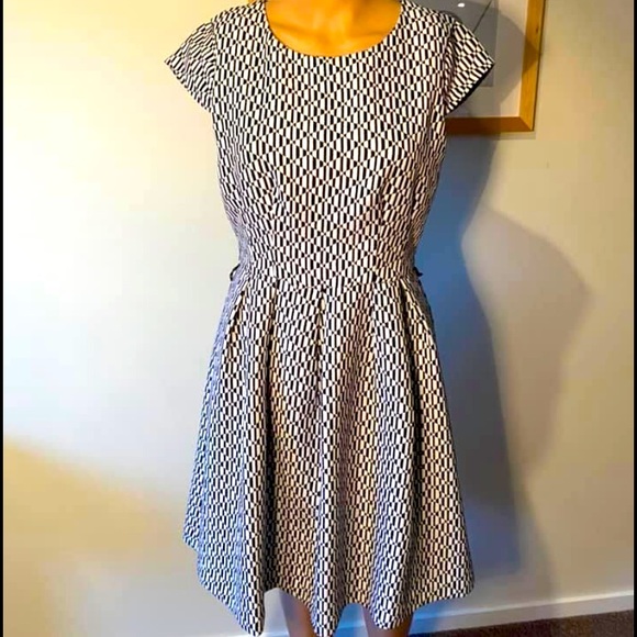 Hi There From Karen Walker Dresses & Skirts - Hi There From Karen Walker black and white dress